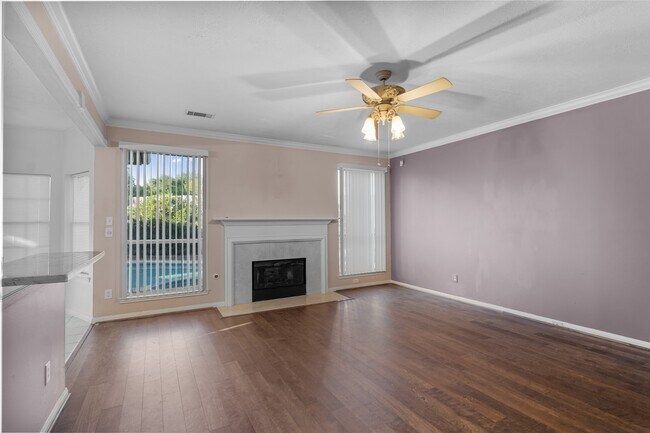Foto del edificio - 16534 Lacey Ln