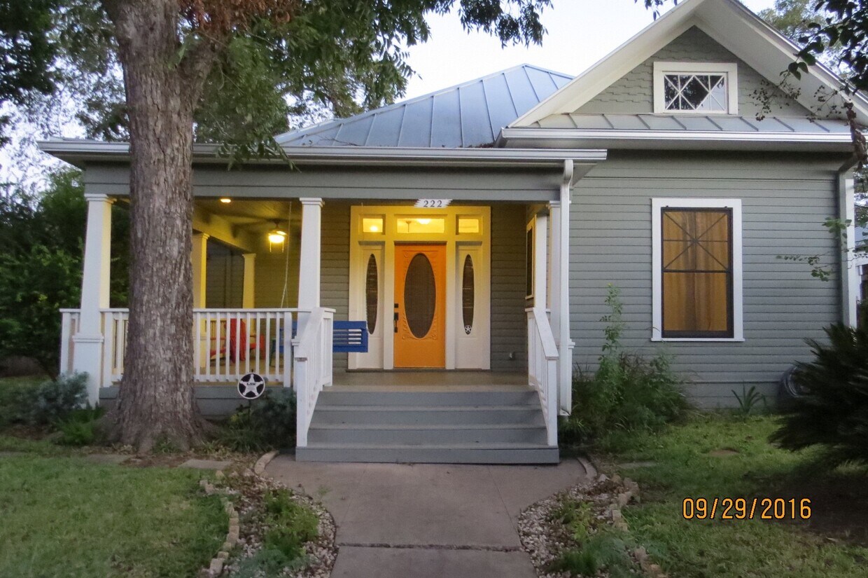 Primary Photo - 222 Claudia St
