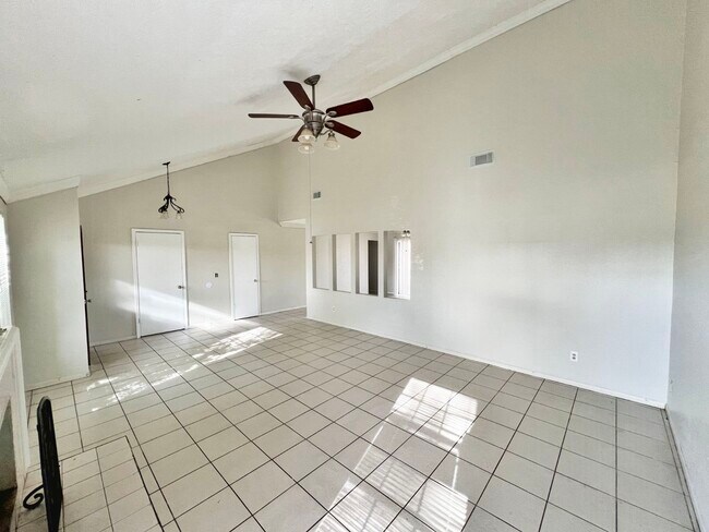 Foto del edificio - 13442 Bridgewalk Ln