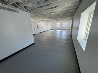 Building Photo - 5701 NW Radial Hwy