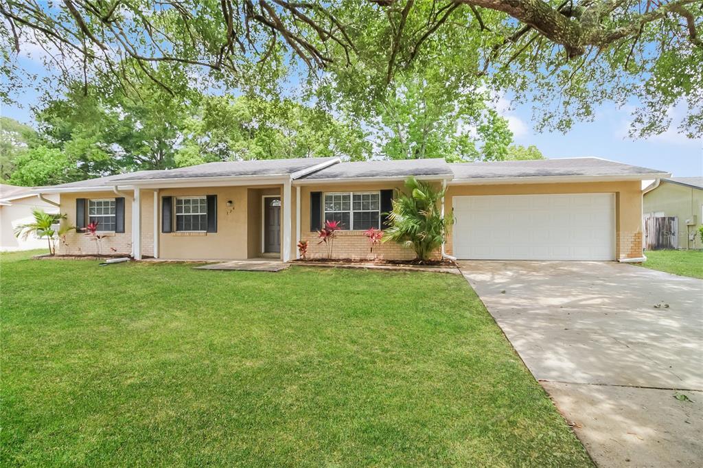 Foto principal - 124 Sunset Dr