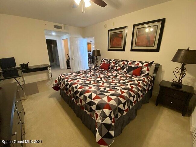 Foto del edificio - 806 Mystic Dr