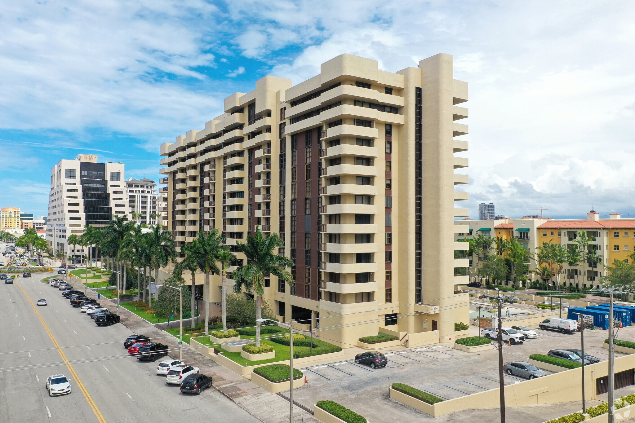 Biltmore II Condominiums
