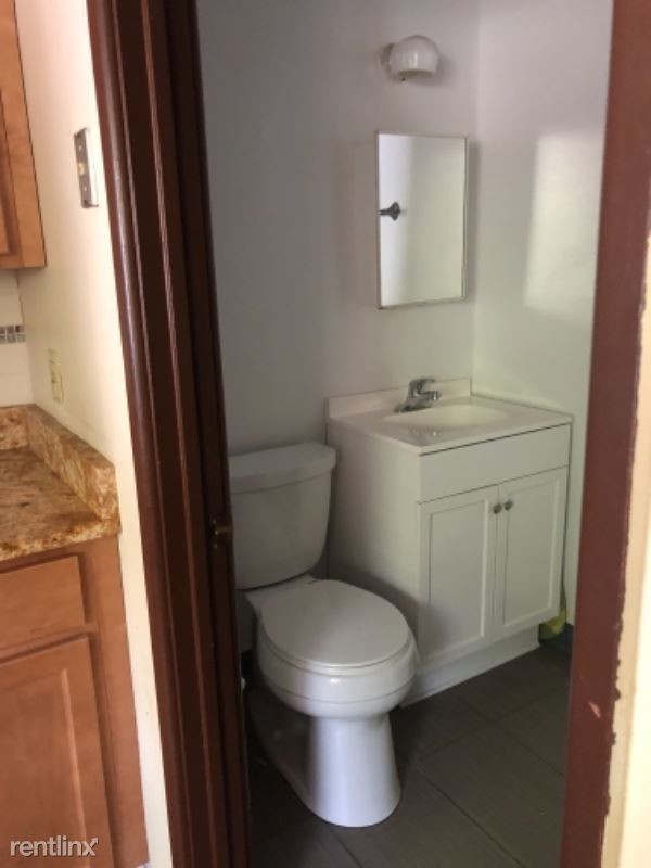 Building Photo - 2 br, 1.5 bath Condo - 369 Mill Rock Rd
