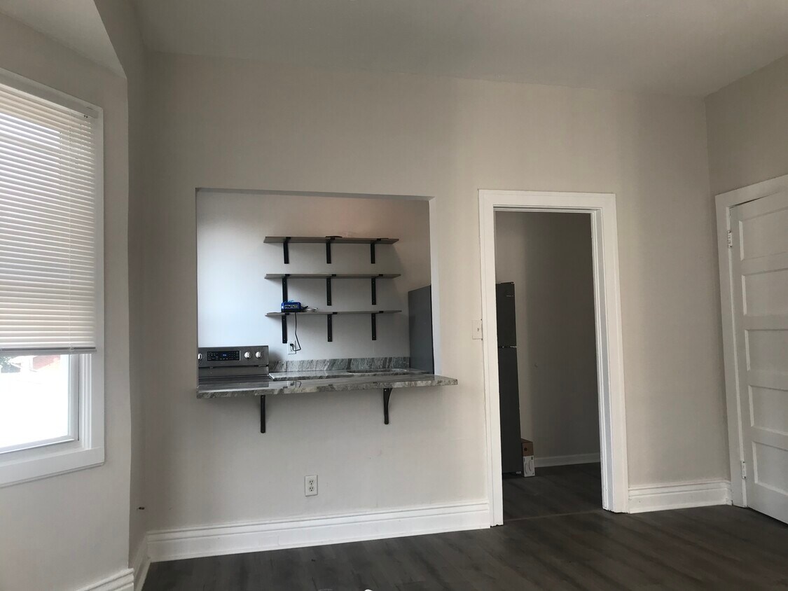 1509 Bardstown Rd Unit A, Louisville, KY 40205 Apartments in