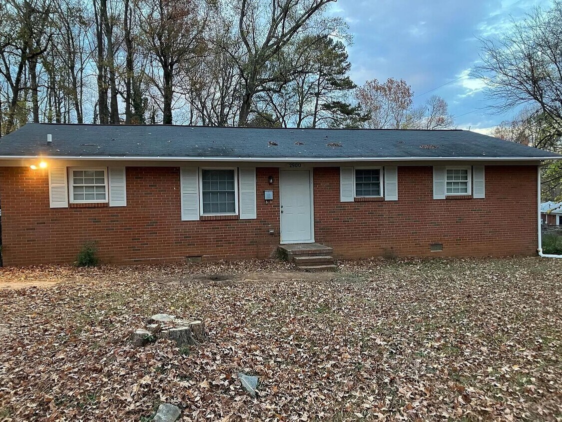 Primary Photo - Room for Rent in 4 Bedroom Home at Hagler Dr