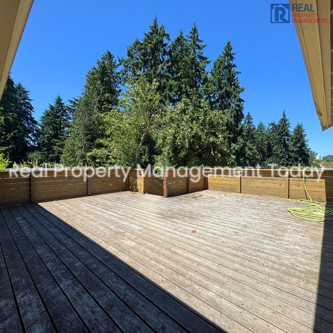 Building Photo - 9909 98th St SW