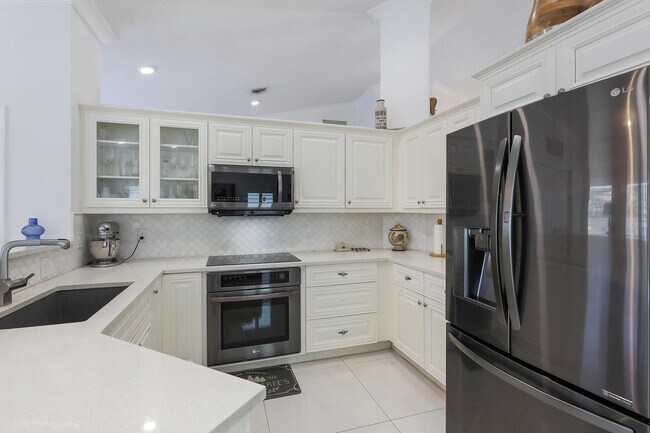 Foto del edificio - 13008 Meadowbreeze Dr