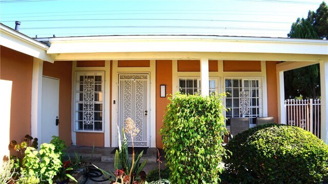 Foto del edificio - 12202 Viarna St