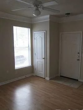 Building Photo - 18021 Villa Creek Dr