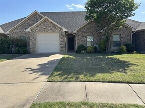 Building Photo - 4008 Mobley Cir