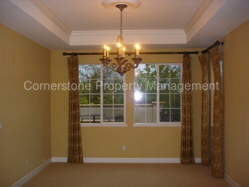 Building Photo - 1094 Souza Dr