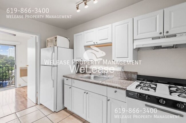 Building Photo - 821 20th St