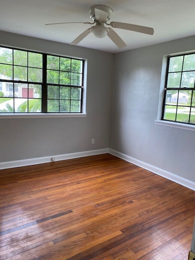 Photo - 5263 Vassar Rd House