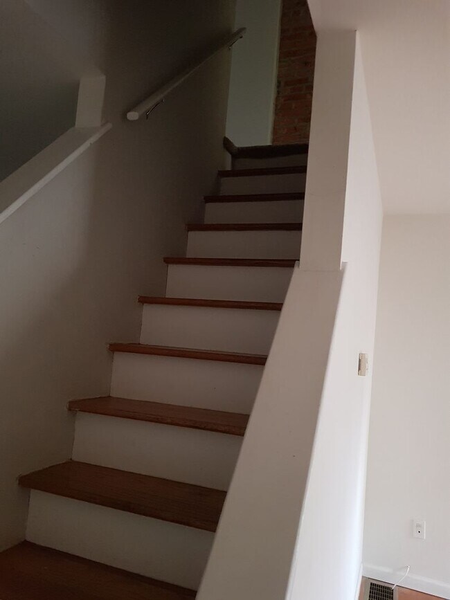 Foto del edificio - Point breeze house for rent