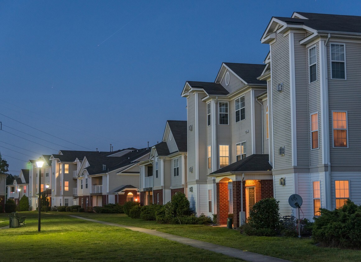 Magnolia Run Apartments Virginia Beach, VA