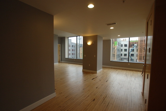 Foto del edificio - 2-Bedroom Unit Available in Downtown Columbus