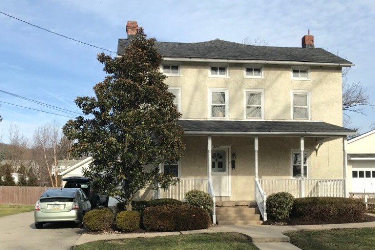 Front - 2341 Weldon Ave
