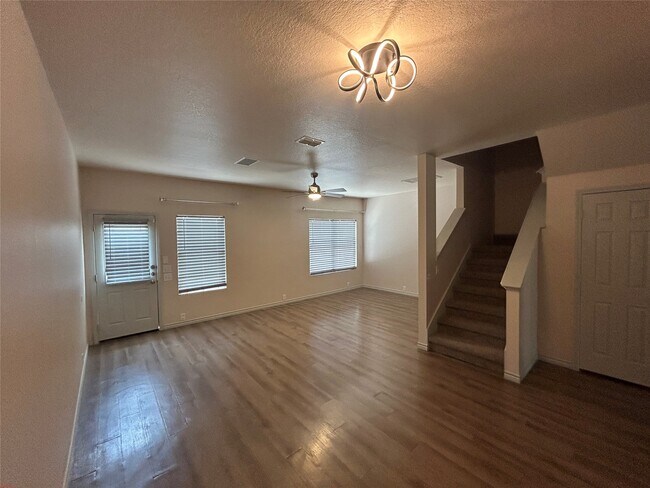 Foto del edificio - 23831 Pebworth Pl