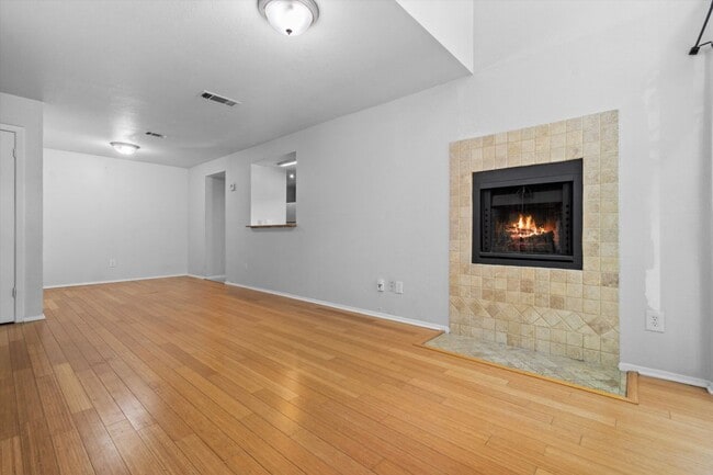 Building Photo - 3627 Menchaca Rd