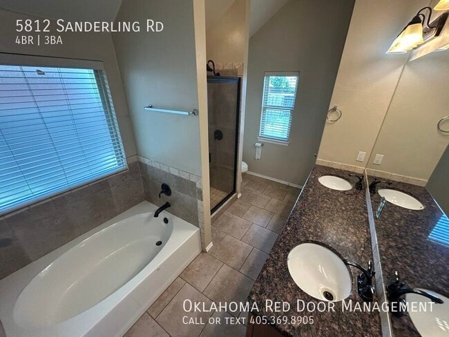 Building Photo - 5812 Sanderling Rd