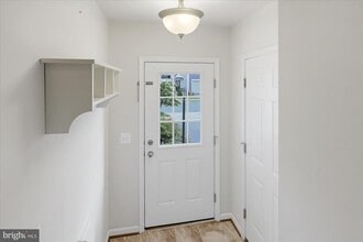 Building Photo - 108 Rotunda Dr