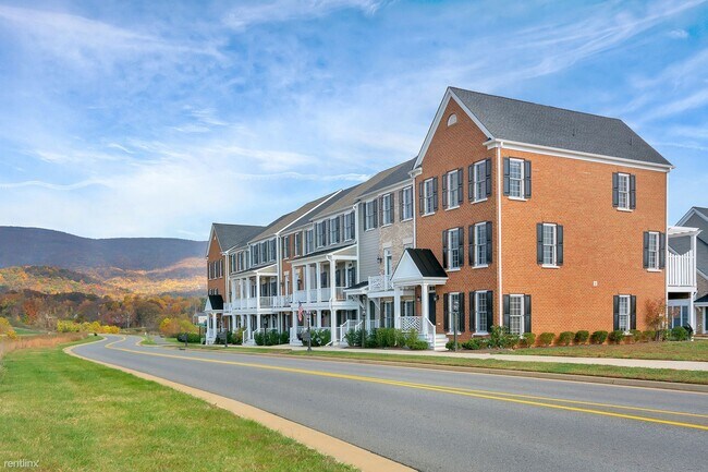 Foto del edificio - 3 br, 2.5 bath House - 1232 Old Trail Drive