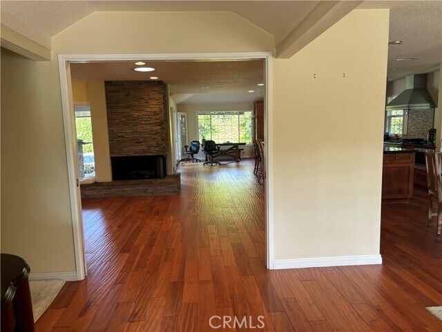 Foto del edificio - 2894 N Nohl Canyon Rd