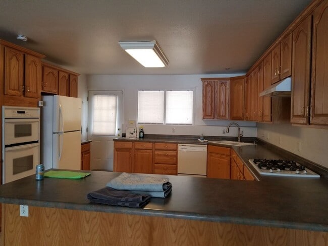 Building Photo - 5412 Hacker Cir