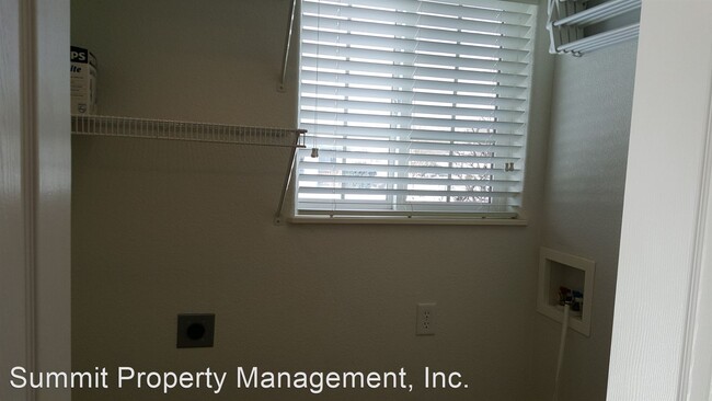 Foto del edificio - 3 br, 2 bath House - 4039 Yorkshire Place