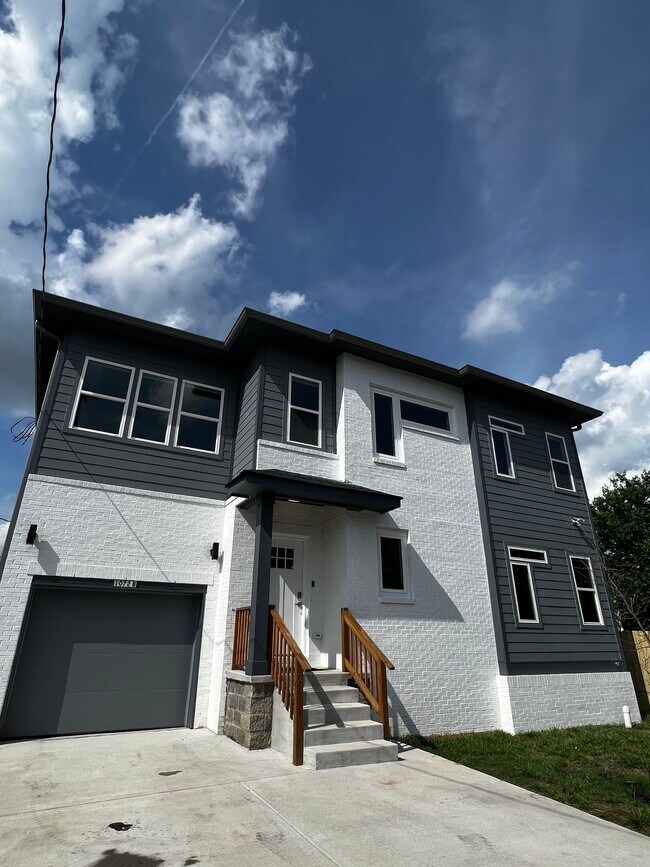 Foto del edificio - 1072 Zophi St