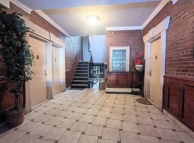 Foto del edificio - 36 AVENUE