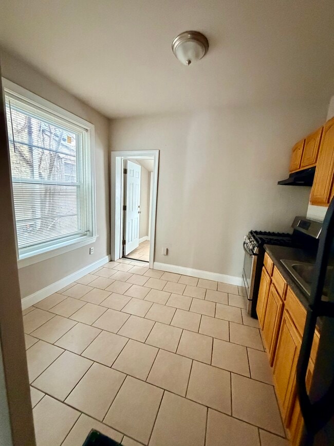 Foto del edificio - 5537 Harmer St