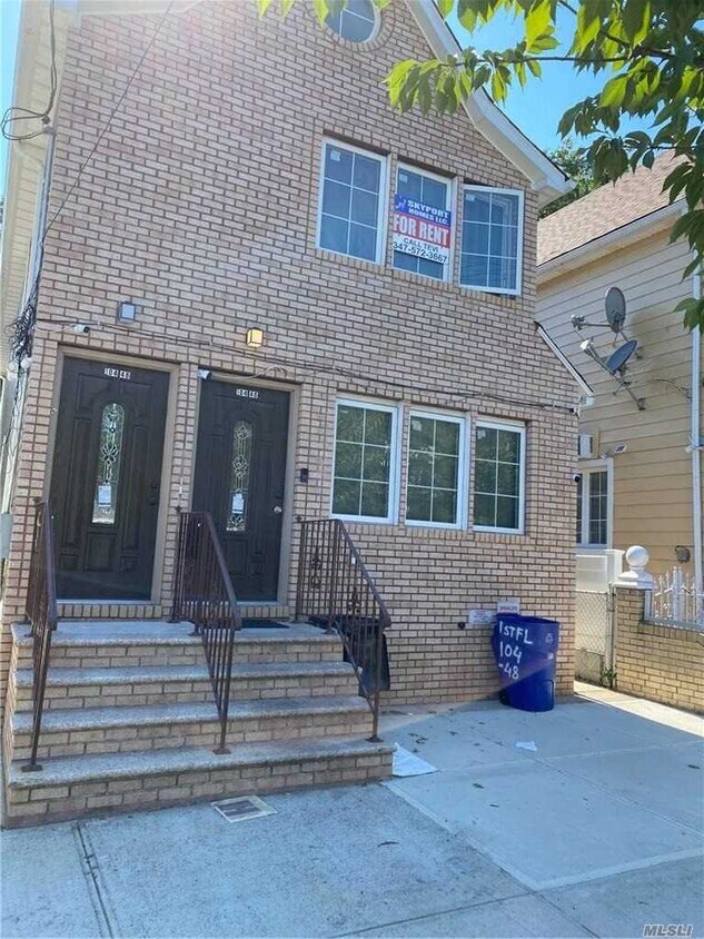 10448104125 125th St, Queens, NY 11419 Room for Rent in Queens, NY
