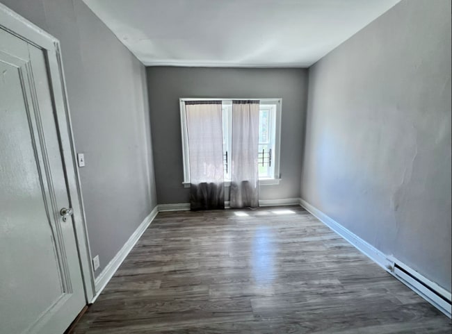 Foto del edificio - 848 Linn Dr