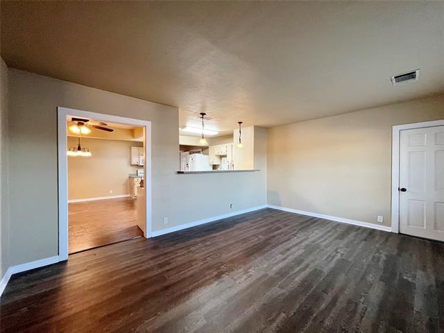 Foto del edificio - 3300 Lake Como Dr