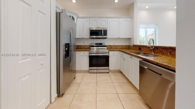Foto del edificio - 323 SW 36th Ave