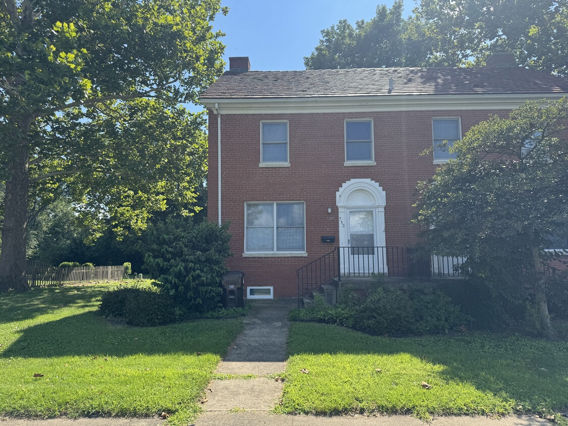 Foto principal - 712 Pacesetter Dr