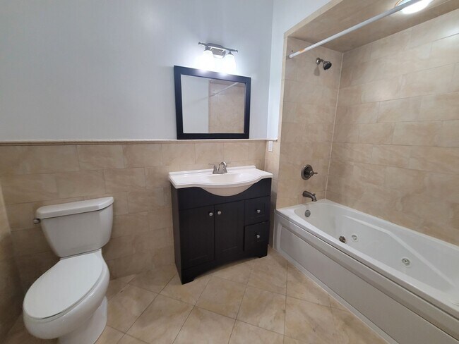 Foto del edificio - 6008 Hudson