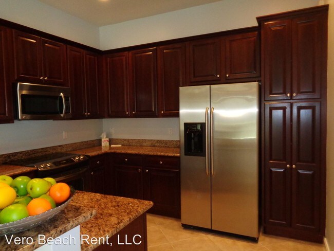 Building Photo - 3 br, 2 bath House - 5005 Corsica Sq.