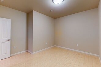 Building Photo - 102 Birch Creek Terrace