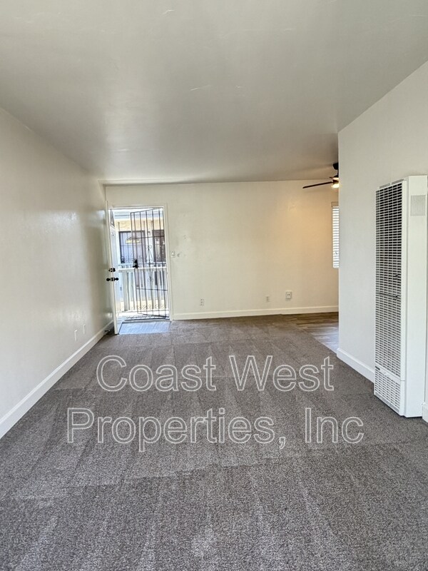 Foto del edificio - 381 Oak Ave