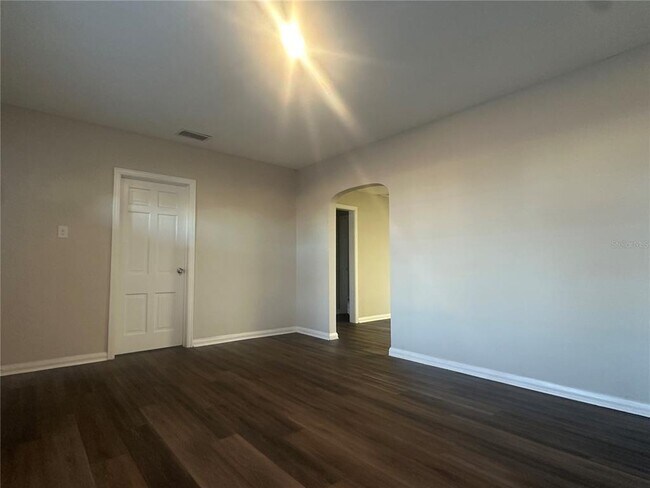 Foto del edificio - 110 S 1st St