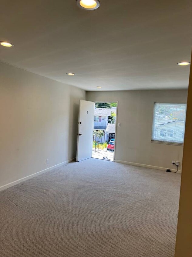 Foto del edificio - 685 San Bruno Ave