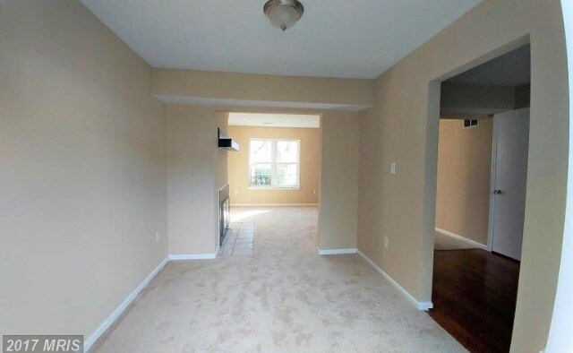 Building Photo - 881 Saint Michaels Dr