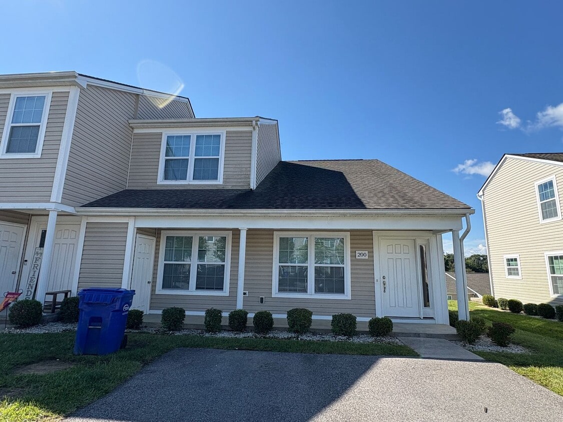 Primary Photo - More units and move-in options available.