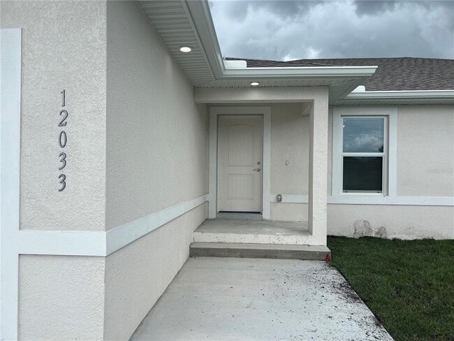 Building Photo - 12033 Tetzel Ave