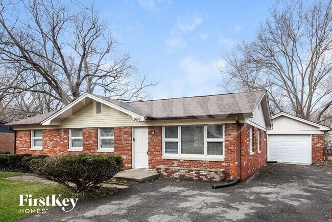 Building Photo - 2616 Lincoln Ln