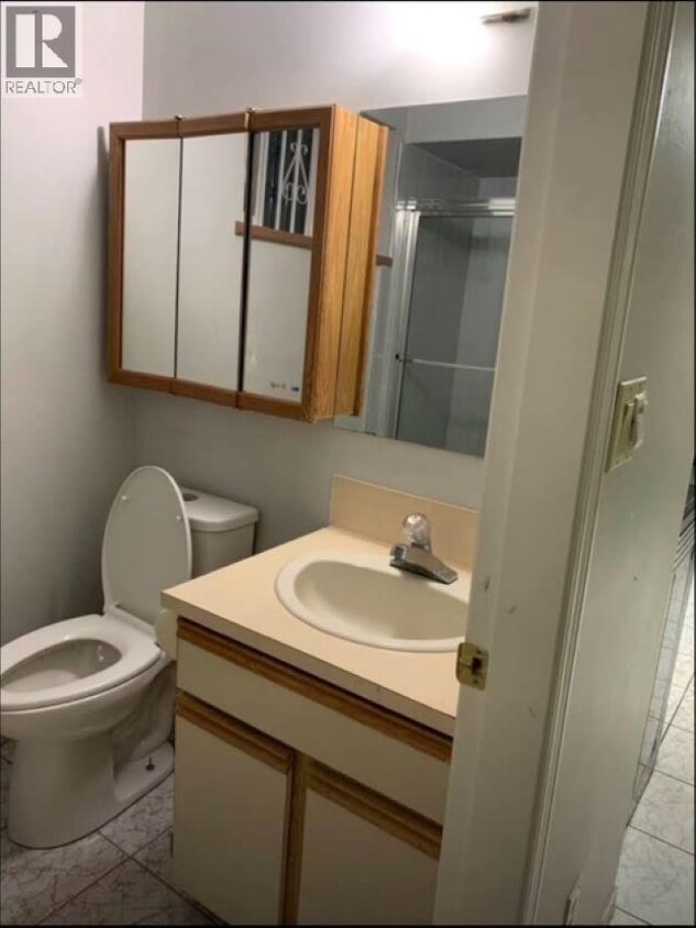 Primary Photo - 1292 E 53rd Ave