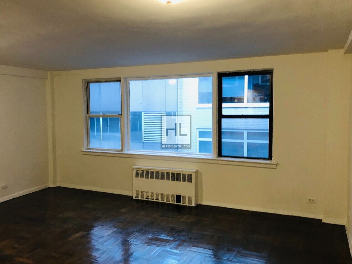 Building Photo - EAST 55 STREET